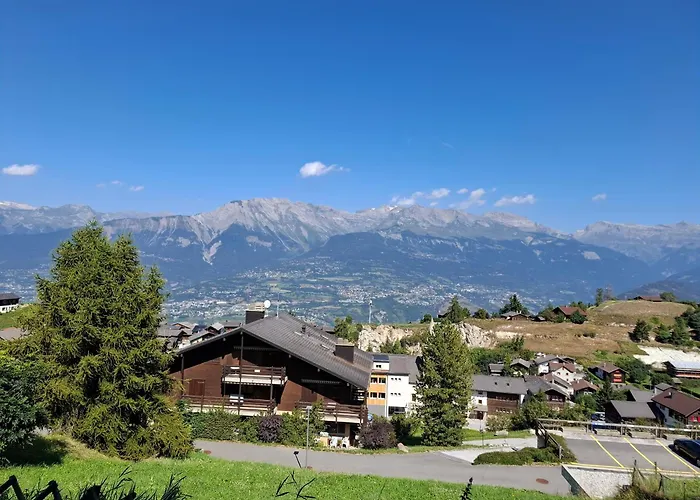 Appartement Nax דירה *